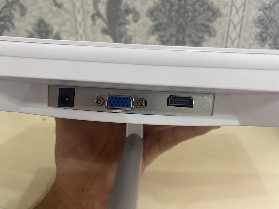 Готовый мощный комплект: Lenovo Tiny i5 / 24" Curved HP / SSD / WiFi