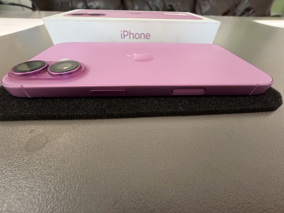 I phone 16  128гб като нов