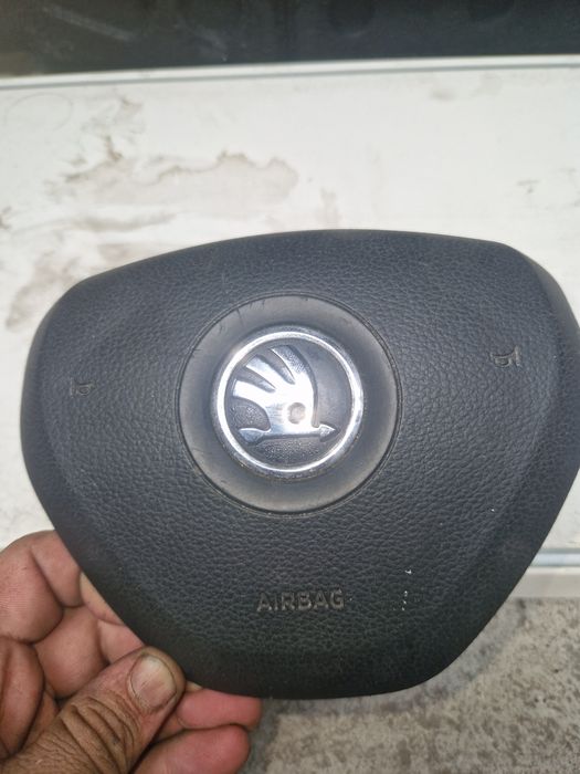 Airbag volan skoda fabia 2015 cod 6V0880201A1QB