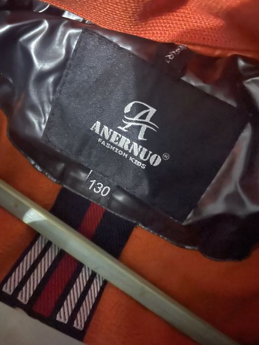 Продаю детскую куртку .