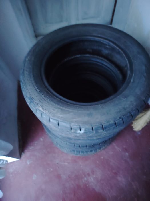 Vand gentii 4  Genții de magneziu Cu  sau fara cauciucuri de iarna  de dacia logan