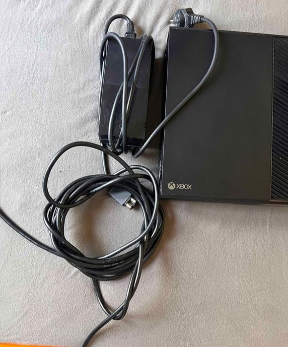 Xbox one  foarte bine
