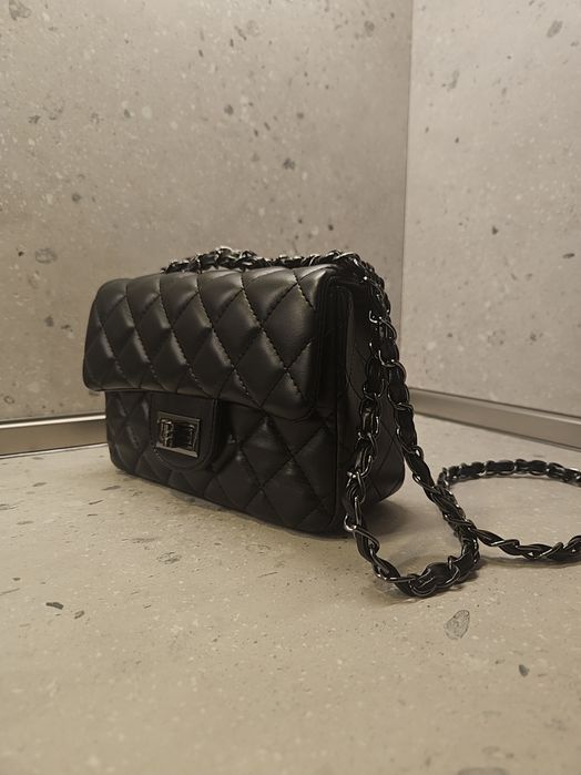 CHANEL Чанта ( L )