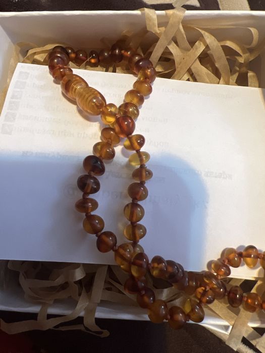 Янтарные бусы детский