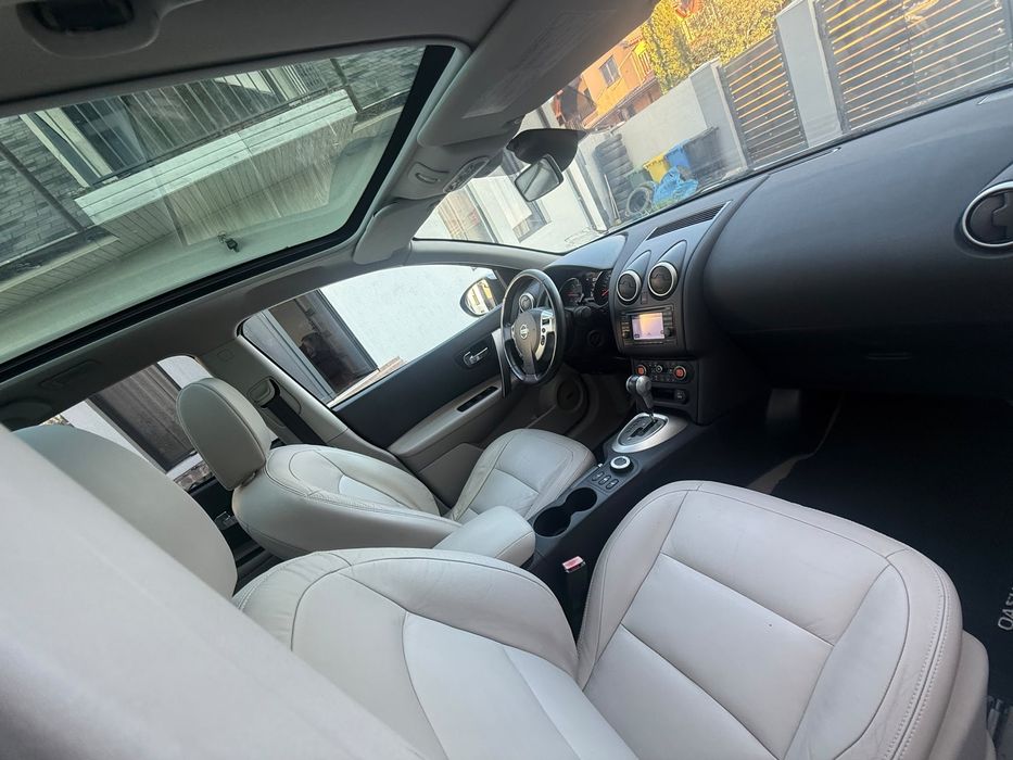 Nissan qashqai 4x4 /7locuri full teckna