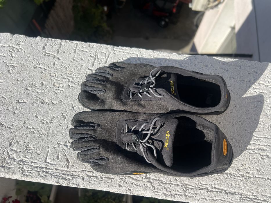 Боси Обувки Vibram Five Finger 38.5
