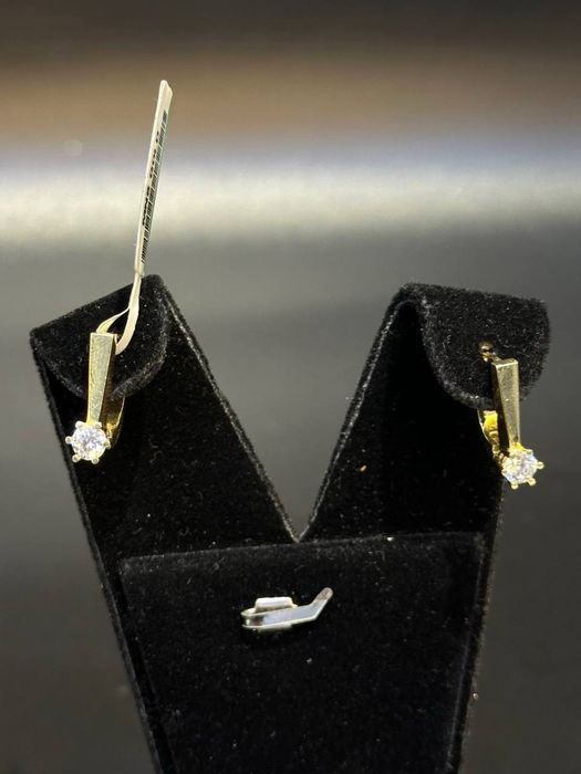 Золото 585  Серьги Масса: 3,05