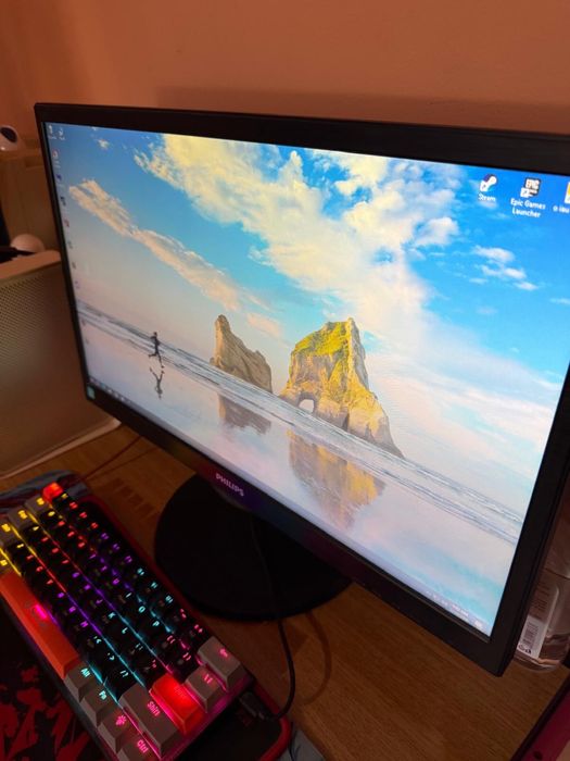 Monitor philips!