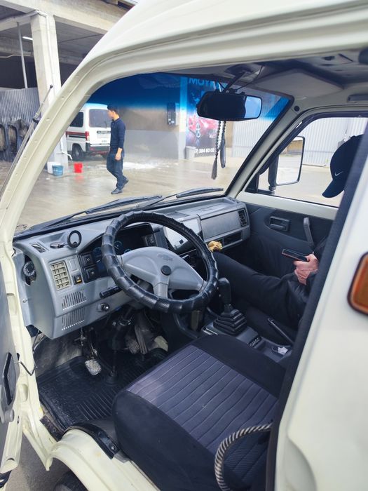 Damas srochno sotiladi