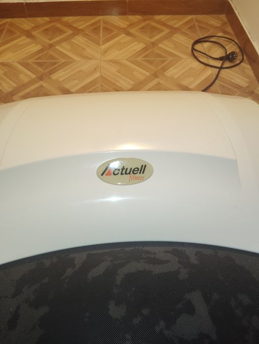 Banda electrică de alergat Actuell DT350B