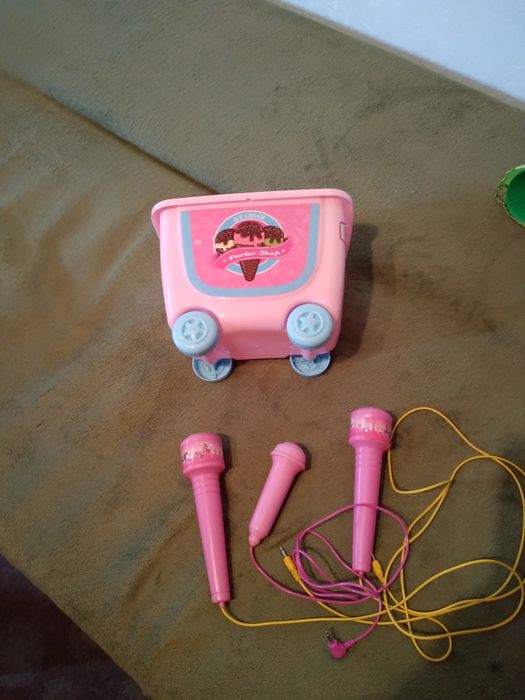 Продавам  различни детски играчки за бебета и деца