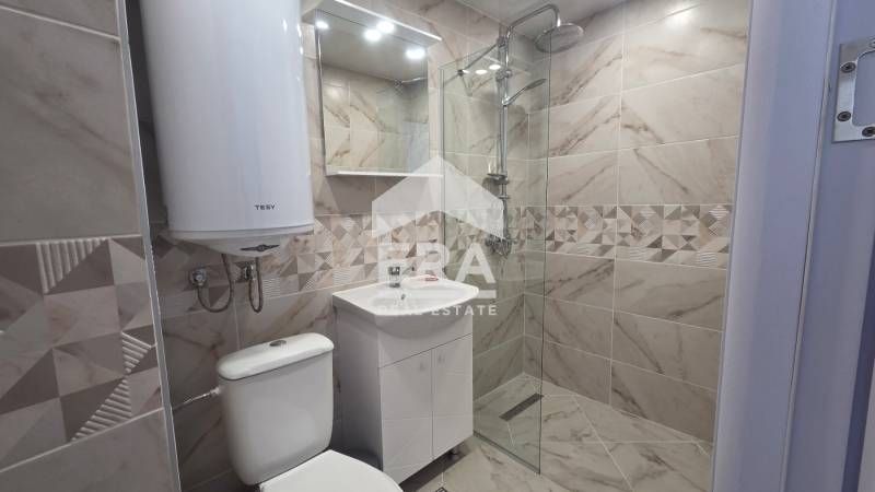 Двустаен  (преустроен) апартамент след основен ремонт, завършен до клю