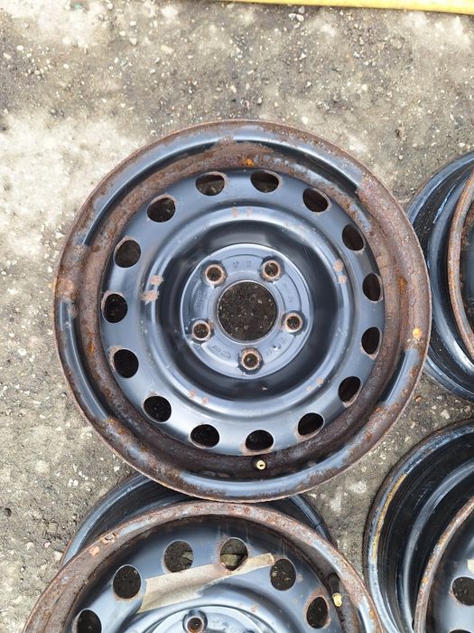 Хюндай, Кия-15цола-5/114,3-1бр.-25лв.ЕТ-47:Ж-5/1,2