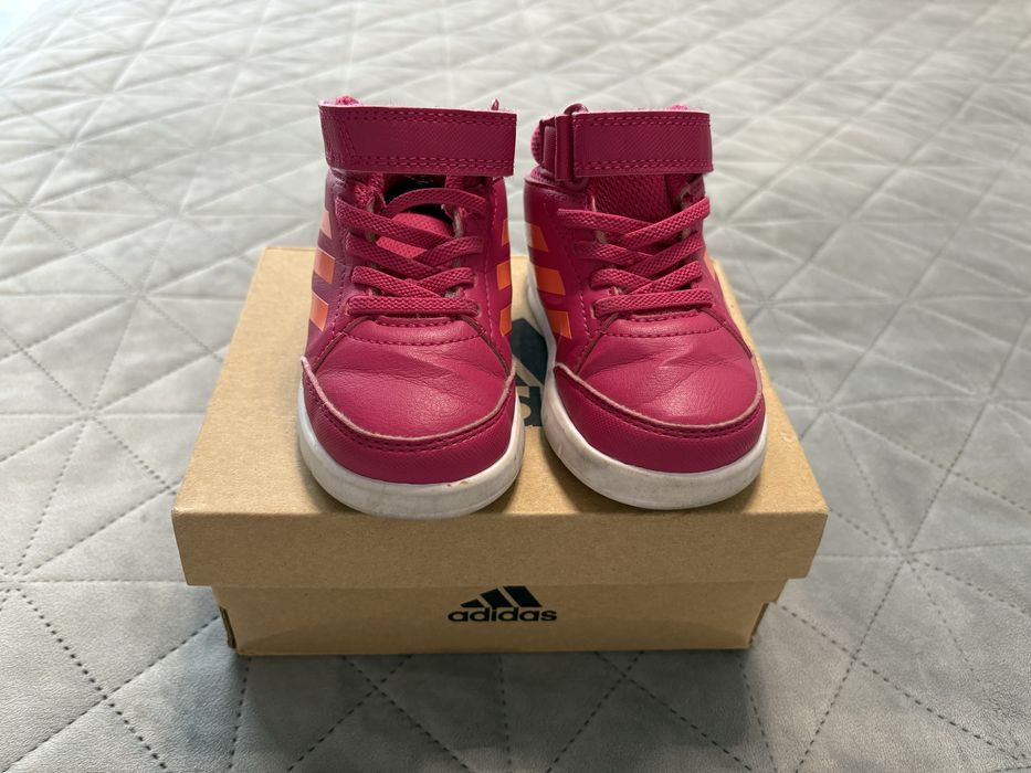 Маратонки за момиченце Adidas