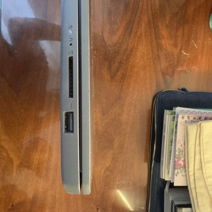 Laptop LENOVO IdeaPad 3 15ALC6, AMD Ryzen 5 5500U pana la 4GHz, 15.6" Full HD, 16GB, SSD 512GB