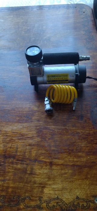 Насос для автомобиля