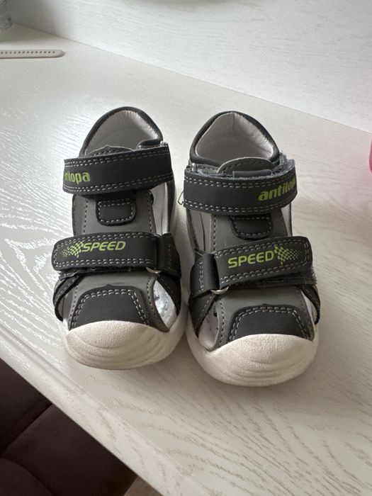 Сандали детские