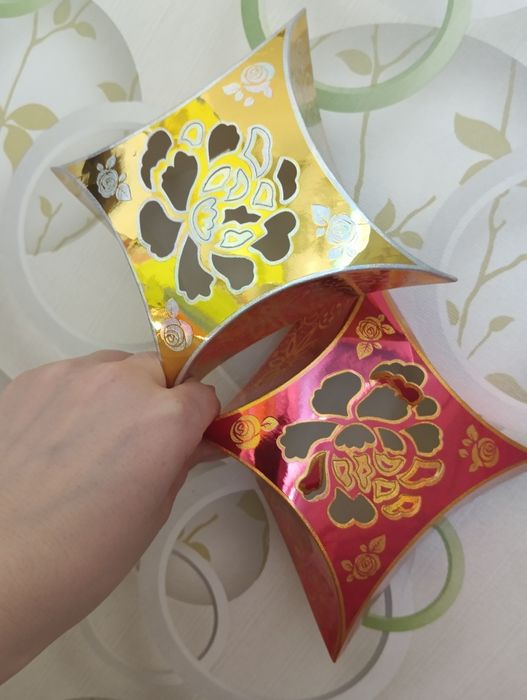 Подарочные коробки