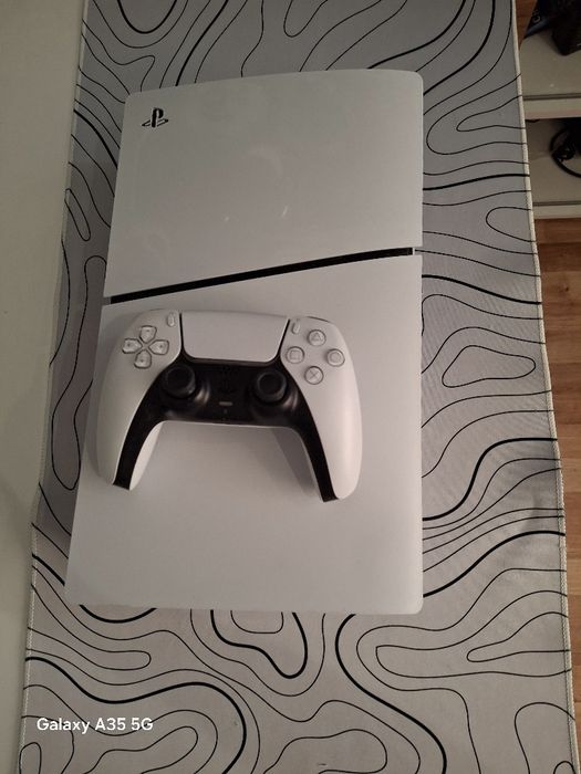 PS5 Disk Edition 1TB + контролер + кутия