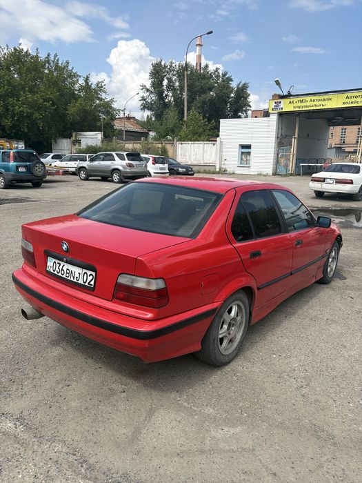 Продам bmw 318. Год 1991