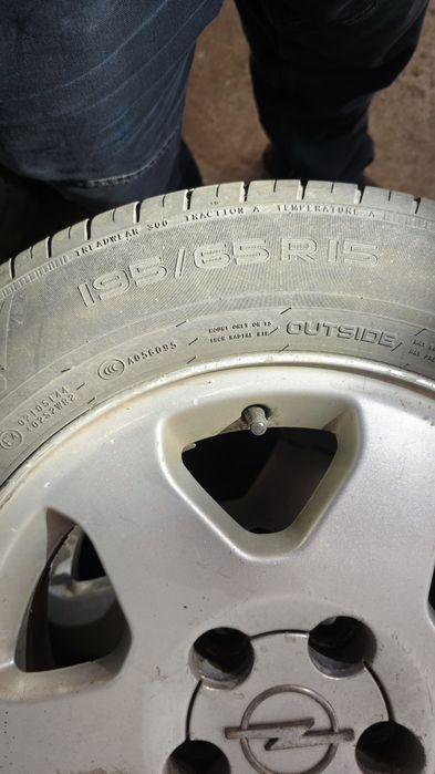 Гуми с джанти от Опел Зафира 1