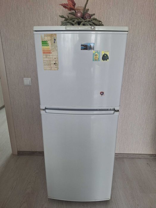 Продам холодильник