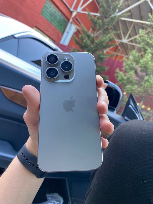Продам iPhone 15 Pro айфон 15 про