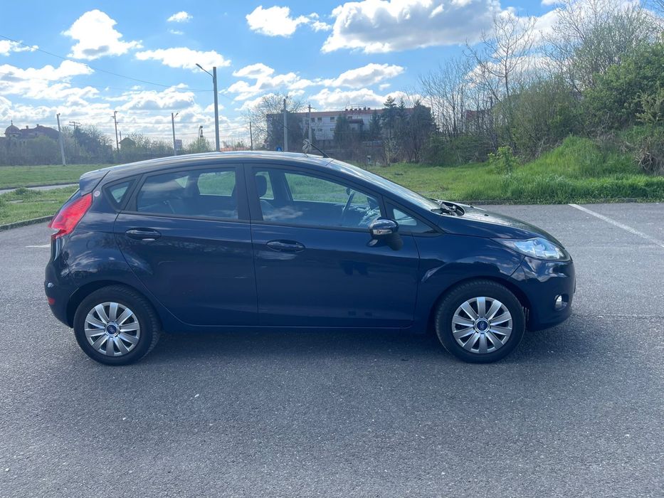 Ford Fiesta  1.2 benzina