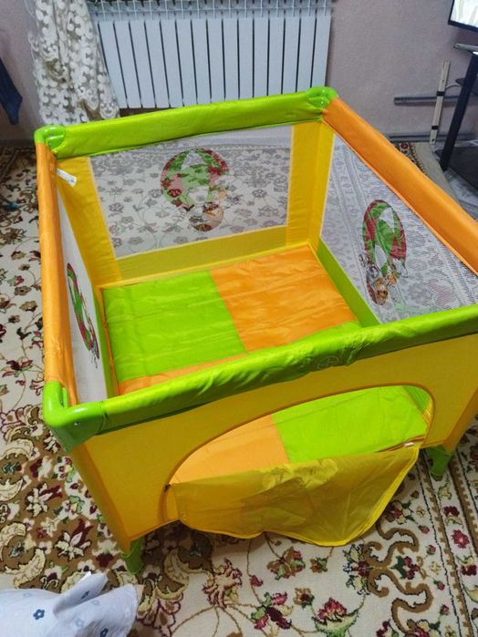 Продам детский игровой манеж