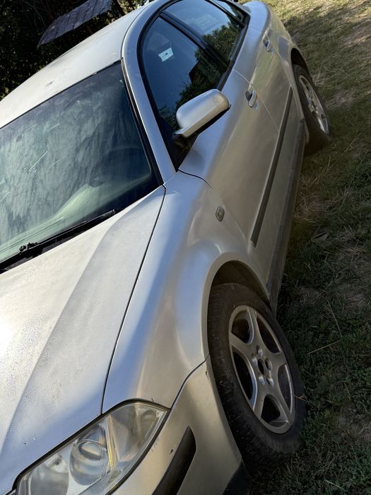 VOLKSWAGEN Passat 2004 — imagine 4