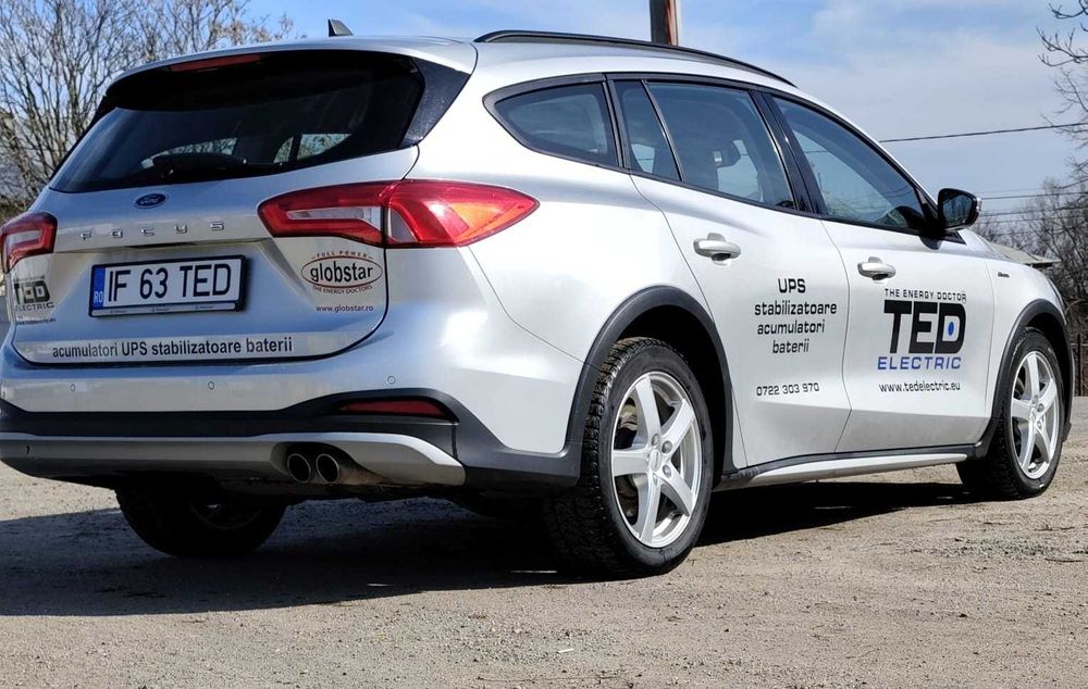 Ford Focus Active 2.0 EcoBlue 150 CP cutie automată 129.500 KM