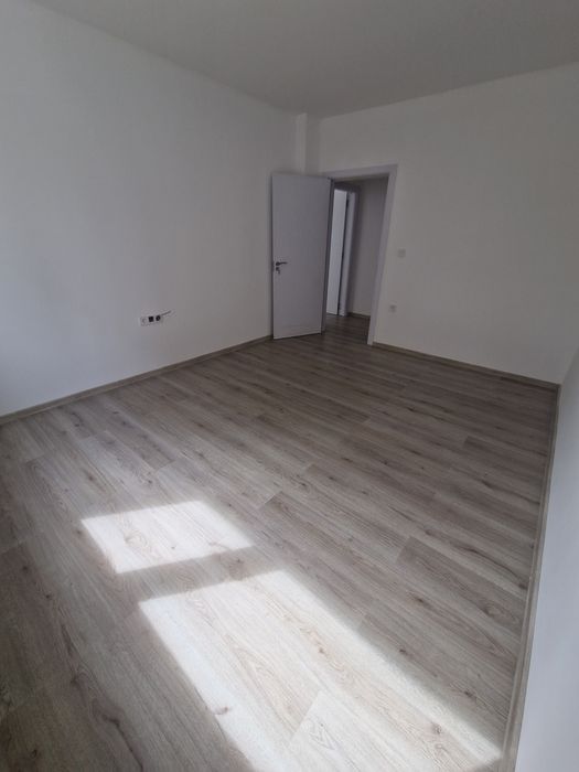 Продава се Тристаен апартамент в Свиленград - 103 кв.м за 1068 €/кв.м - Снимка #5