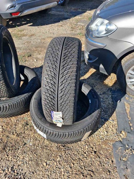 Зимни Гуми  Michelin Alpin 5 Suv 235 55 19. НОВИ!!!