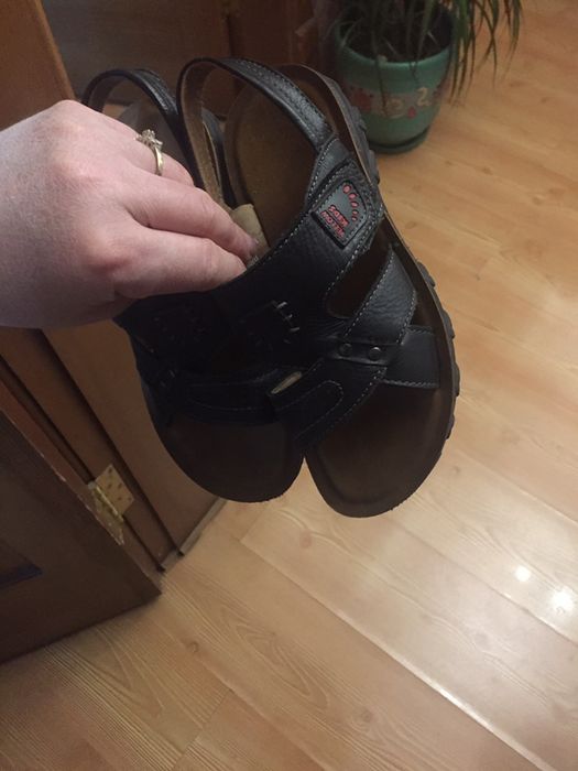 Босоножки кожанные ,размер 35,