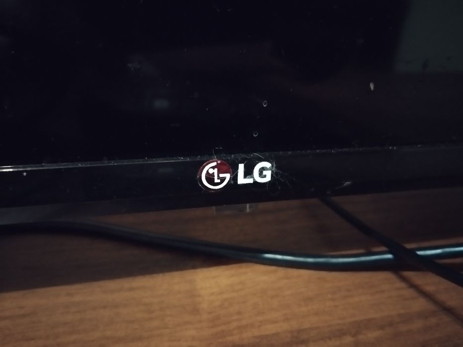 Продам телевизоры на запчасти