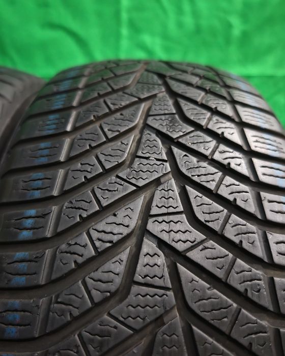 205/50R17 93V Yokohama iarna, stare foarte buna fara defecte ascunse