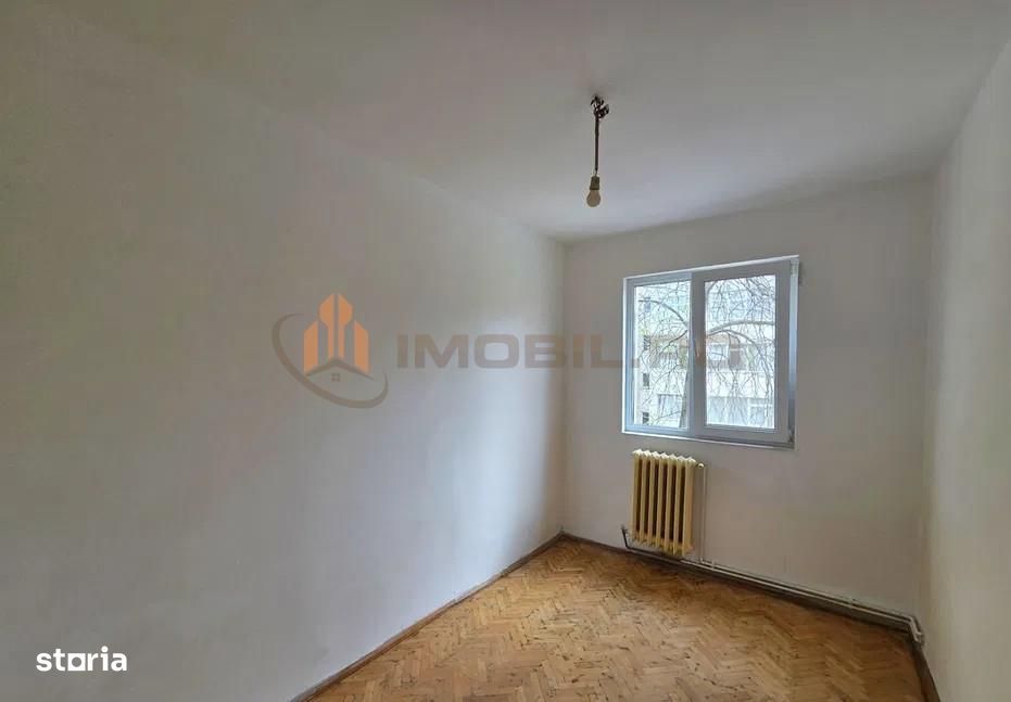 Apartament 3 camere Alexandru cel Bun