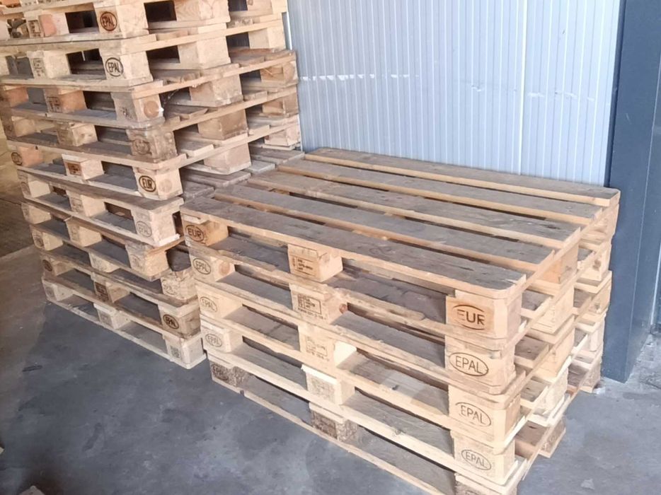 Продавам европалети и евроскари.