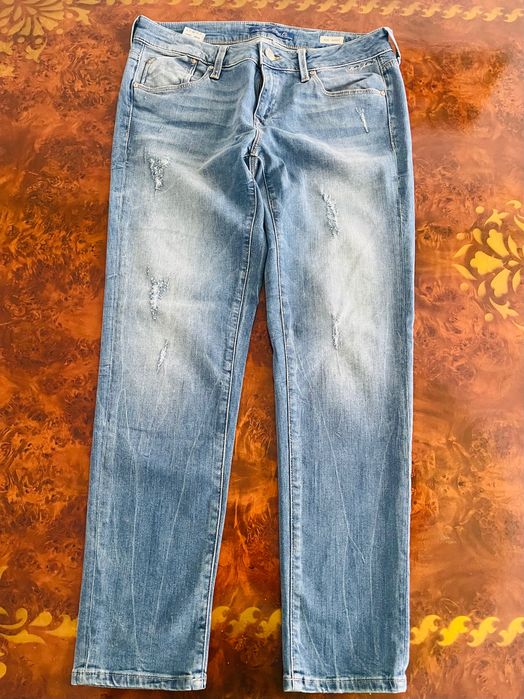 В хорошем состояние джинсы бойфренд
