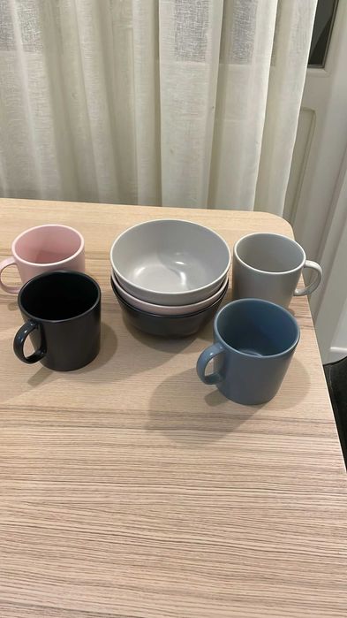 Set cani si boluri IKEA