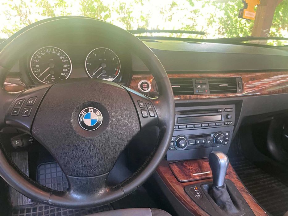 BMW Seria 3 320dA e90