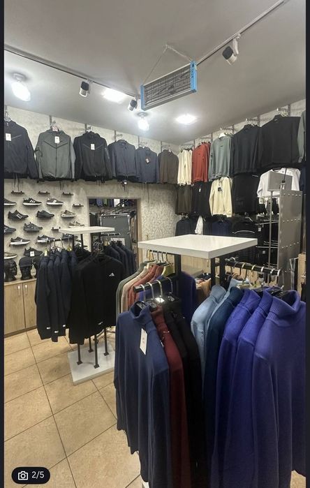 Kiyim dokoni biznes sotiladi