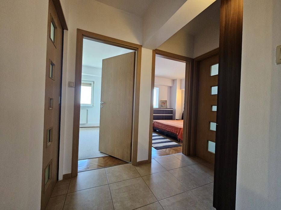 Proprietar vand apartament 3 camere