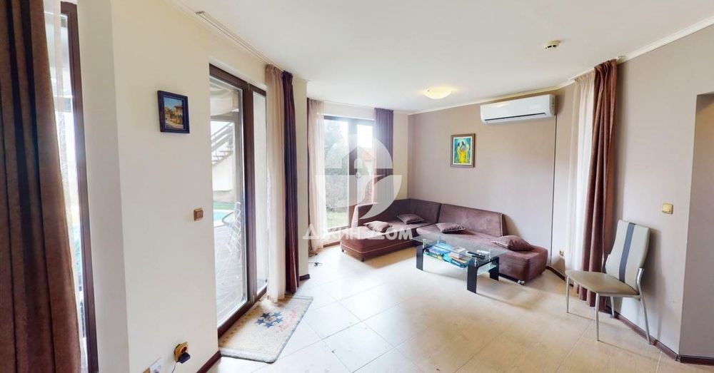 Продава се Къща в с. Кошарица, Област Бургас - 143 кв.м за 945 €/кв.м - Снимка #2