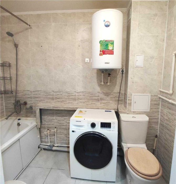 Продам 4х ком кв. 3эт, площь80кв.м. Школьная