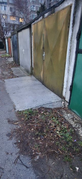 Под Наем гараж "Васил Левски "Видин