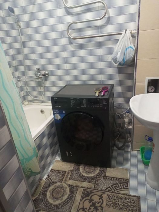 Kvartira sotiladi, vaenniy garodokda joylashgan