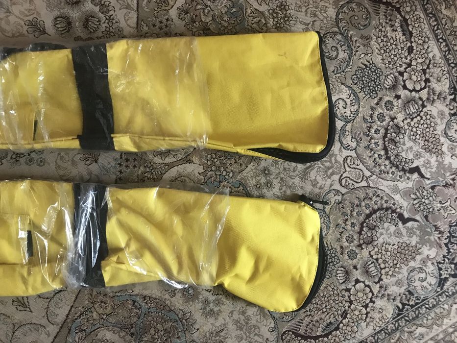 Продам два новых чехла