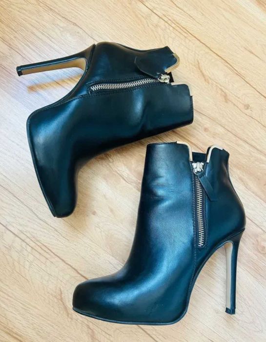 Елегантни и практични боти