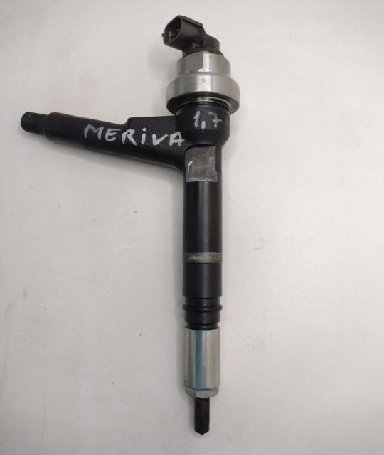 Injector Denso 1.7 cdti 897313-8612 Opel Meriva prima generatie (face